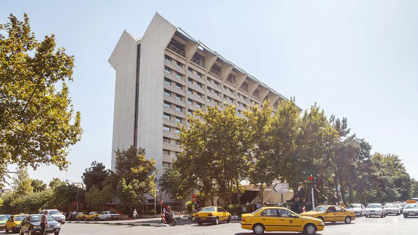 Laleh_International_Hotel_Tehran_Iran_Building