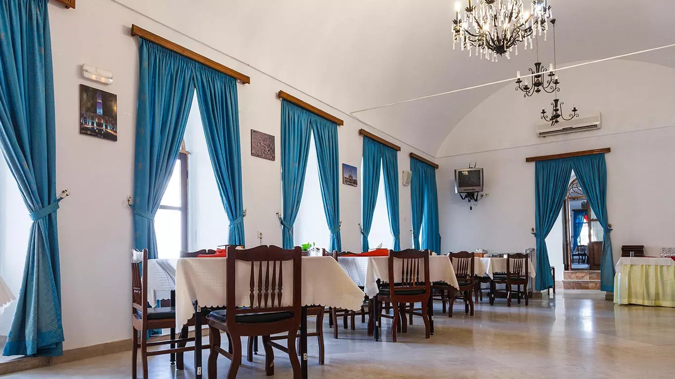 PGTG-Laleh-Hotel-Yazd-Iran03
