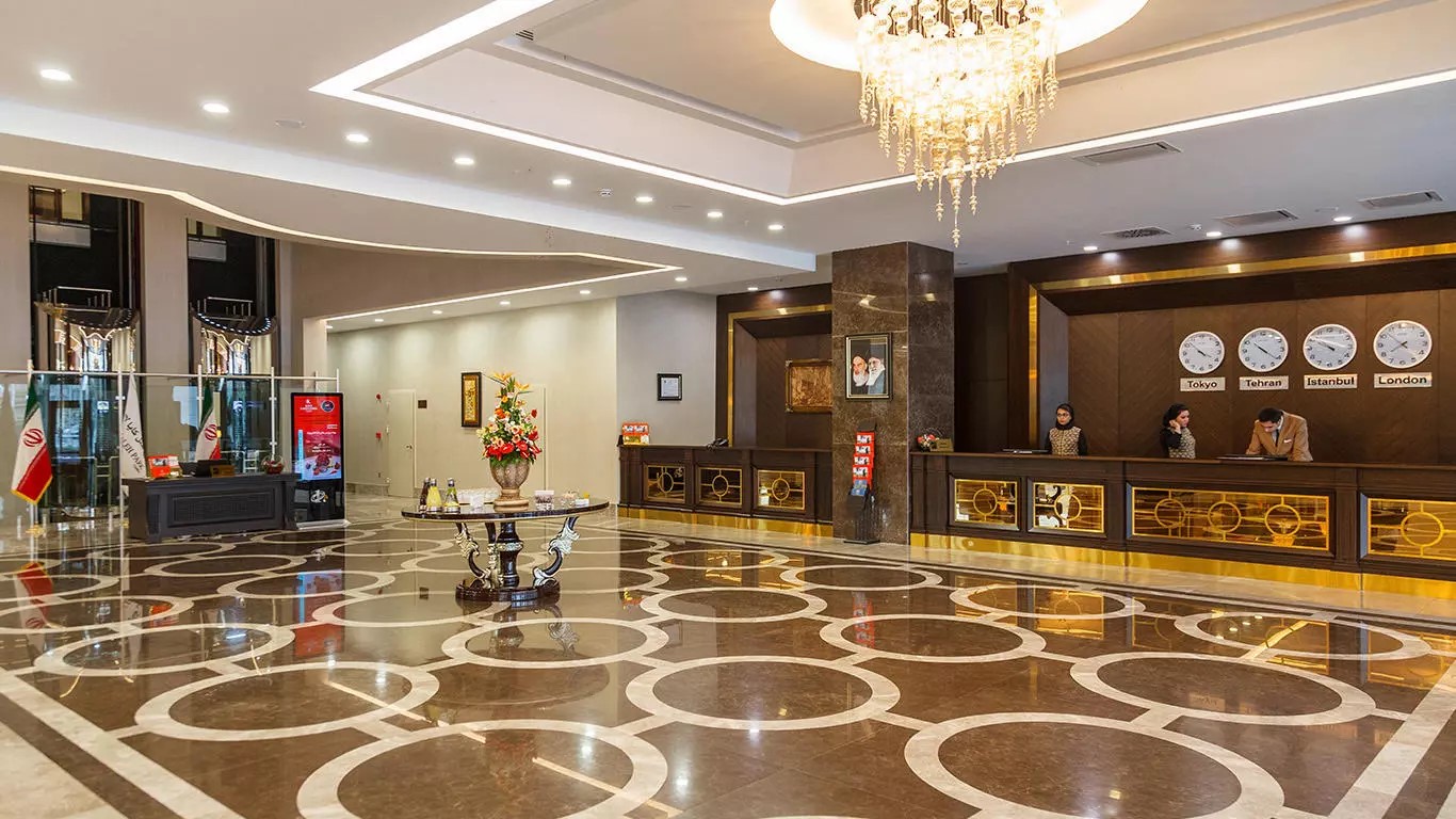 PGTG-Laleh-Park-Hotel-Tabriz-Iran00
