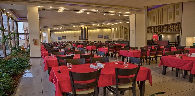PGTG-Negarestan-Hotel-Kashan-Iran05