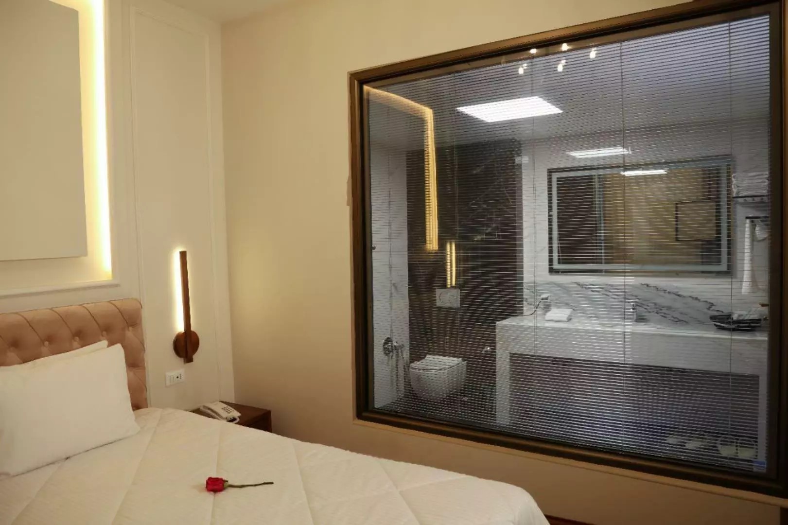 PGTG-Royal-Palace-Hotel-Tabriz-Iran04
