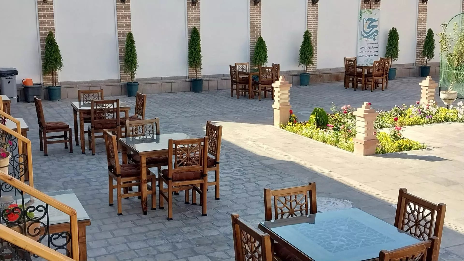 PGTG-Sorkheyi-Traditional-Hotel-Tabriz-Iran04